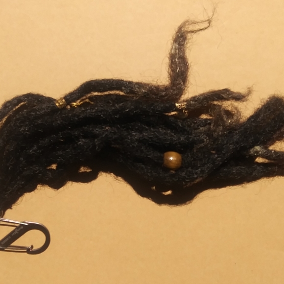 Handmade black dreadlock keychain - Picture 1 of 5